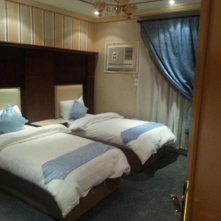 اسناد للشقق الفندقية - Esnad Hotel Apartments Dzsidda Kültér fotó