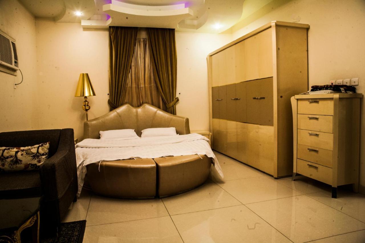 اسناد للشقق الفندقية - Esnad Hotel Apartments Dzsidda Kültér fotó